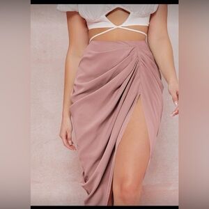 Ruched high slit skirt
